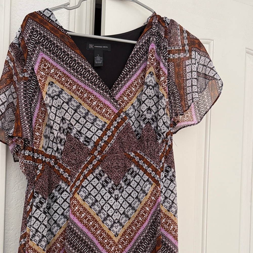 INC International Concepts Brown Patterned V-Neck Women's Top